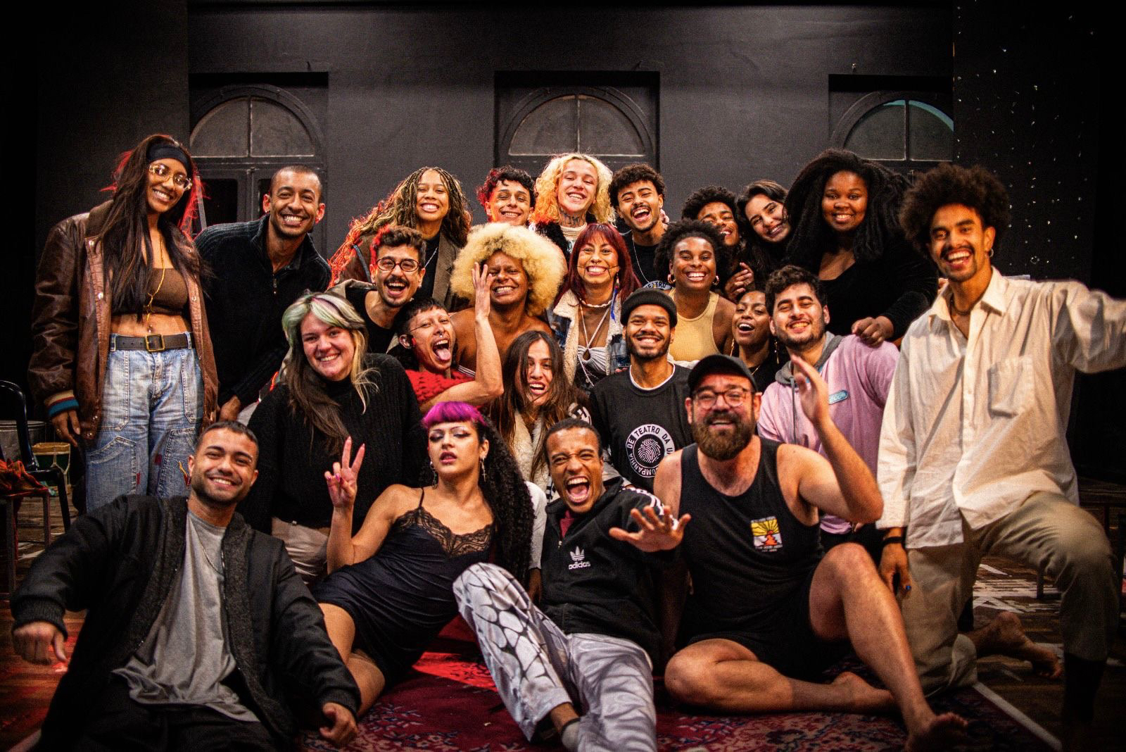 Companhia de Teatro da UFPR Receberá Homenagem na Câmara Municipal de Curitiba por Trajetória Artística e Formativa