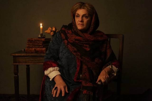 Depois do sucesso, espetáculo "Helena Blavatsky: A Voz do Silêncio" retorna a Curitiba em curta temporada