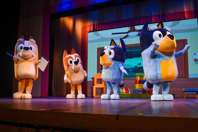 Pela primeira vez, Curitiba recebe o show oficial "Bluey Ao Vivo - Diversão em Família!" no Teatro Positivo